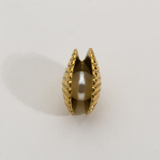 Big Seashell With Pearl Pendant Stainless Steel PVD Gold Plated Liontin Kerang Dan Mutiara Hypoallergenic