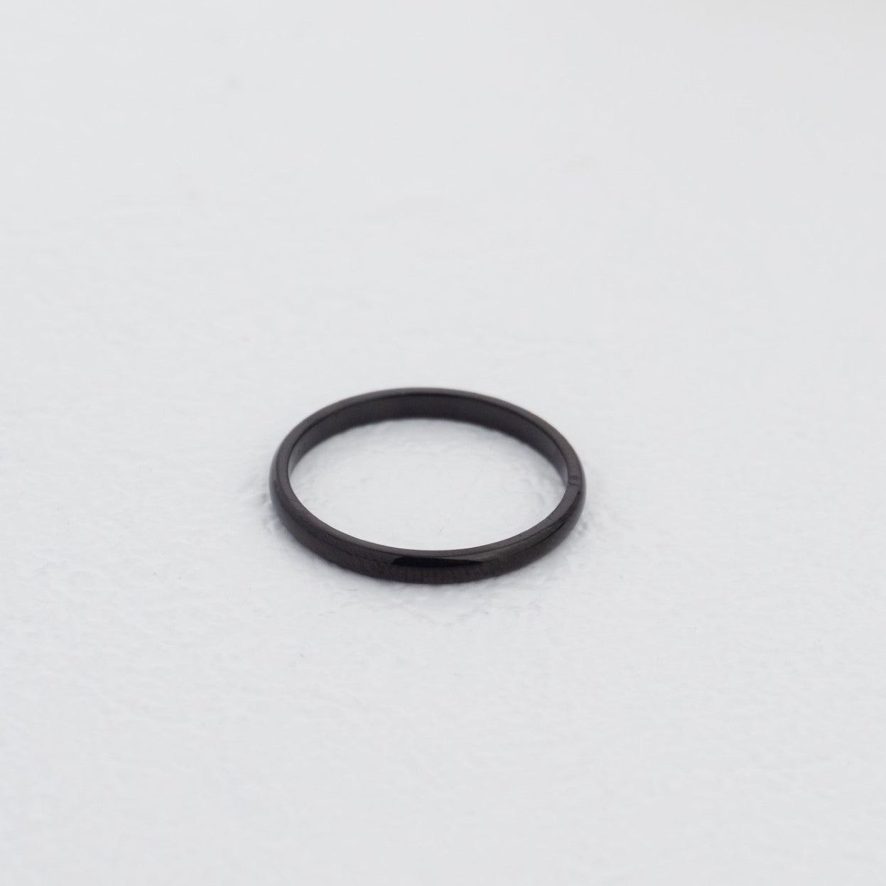 Minimalist Black Plain Ring Stainless Steel PVD Gold Plated Cincin Polos Hitam Hypoallergenic