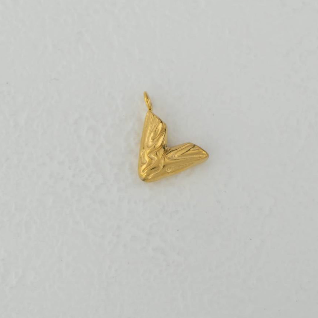 (13mm) Abstract V Heart Shape Charm Stainless Steel PVD Gold Plated Liontin Hati Abstrak Vintage Hypoallergenic