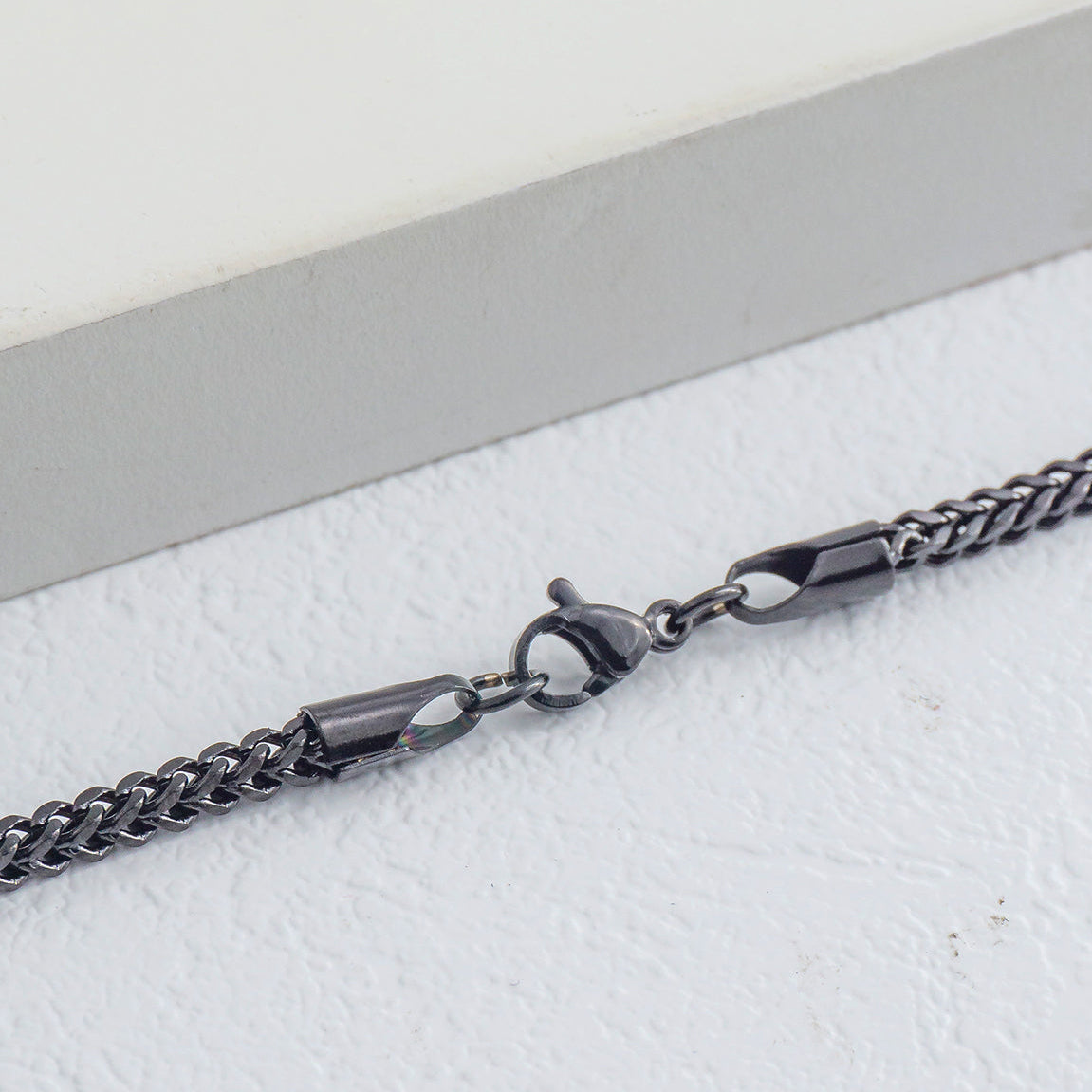 (60cm) Unisex Black V-Weave Franco Chain Necklace Stainless Steel PVD Gold Plated Kalung Pria/Wanita Hitam Hypoallergenic