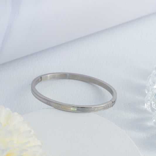 Silver Engraved Geometric Roman Numerals Pattern Bangle Bracelet Collection Stainless Steel PVD Gold Plated Gelang Bangle Hypoallergenic