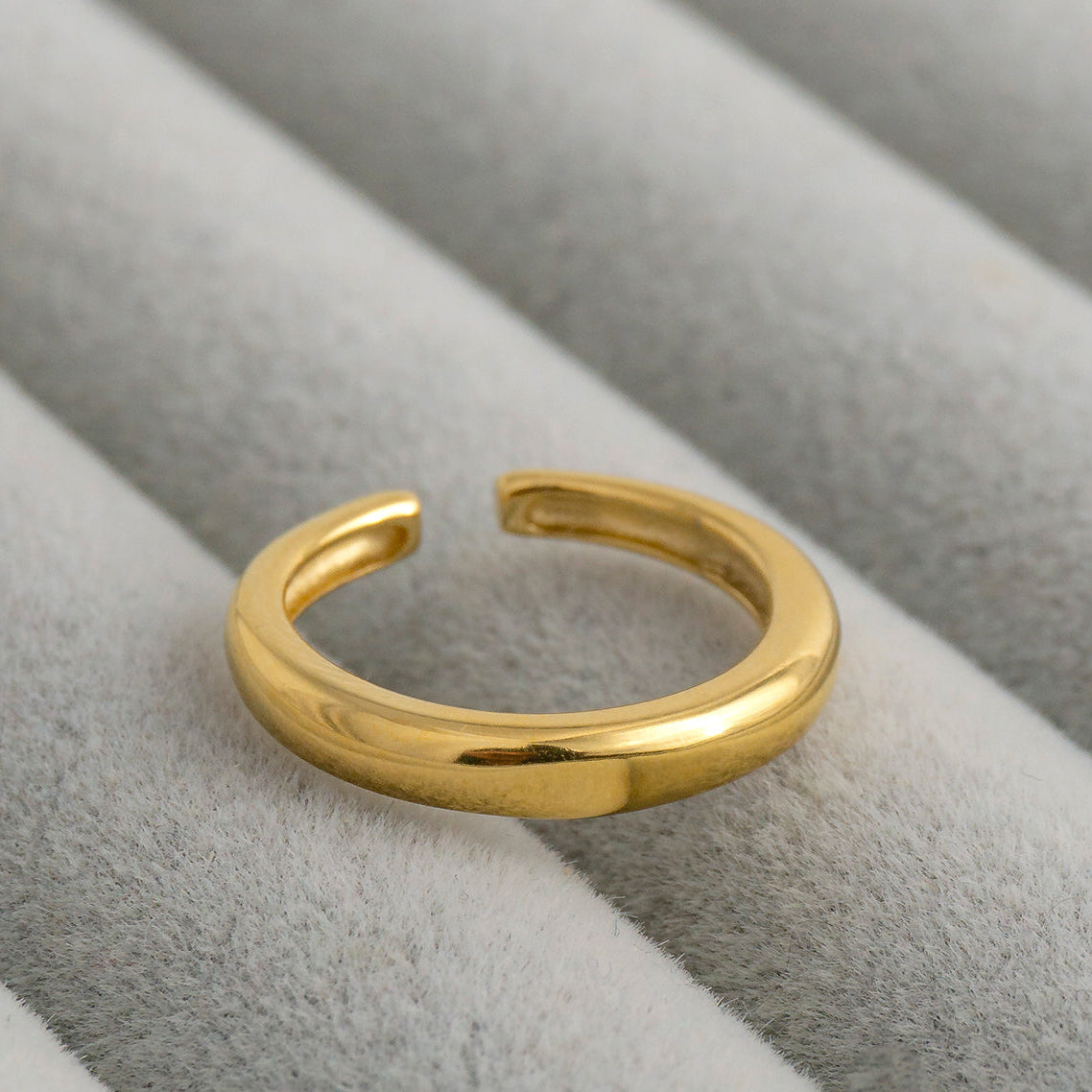 Minimalist Plain Smooth Dome Adjustable Ring Stainless Steel PVD Gold Plated Cincin Polos Hypoallergenic