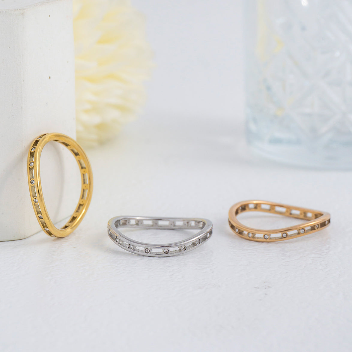Minimalist Zirconia Line Band Ring Stainless Steel PVD Gold Plated Cincin Polos Lengkung Hypoallergenic