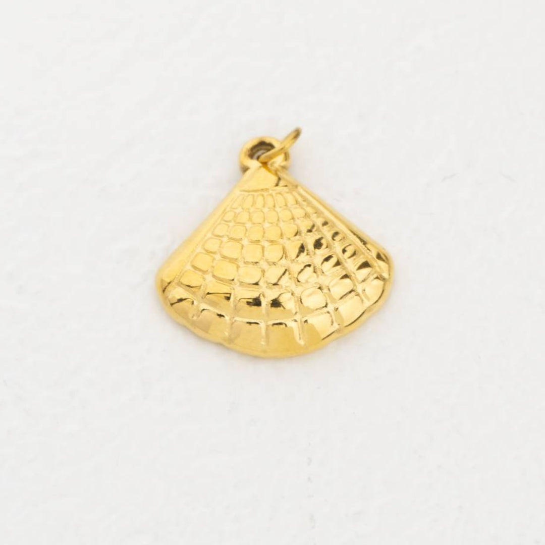 (1.9cm) Ocean Bivalve Shell Charm Stainless Steel PVD Gold Plated Liontin Kerang Laut Hypoallergenic