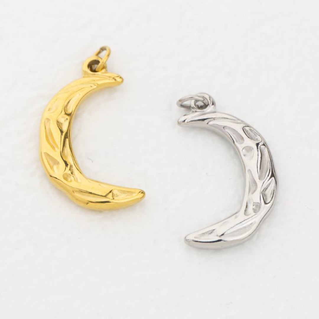 (2.2cm) Textured Crescent Moon Charm Stainless Steel PVD Gold Plated Liontin Bulan Sabit Hypoallergenic