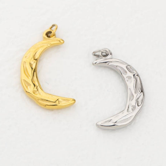 (2.2cm) Textured Crescent Moon Charm Stainless Steel PVD Gold Plated Liontin Bulan Sabit Hypoallergenic