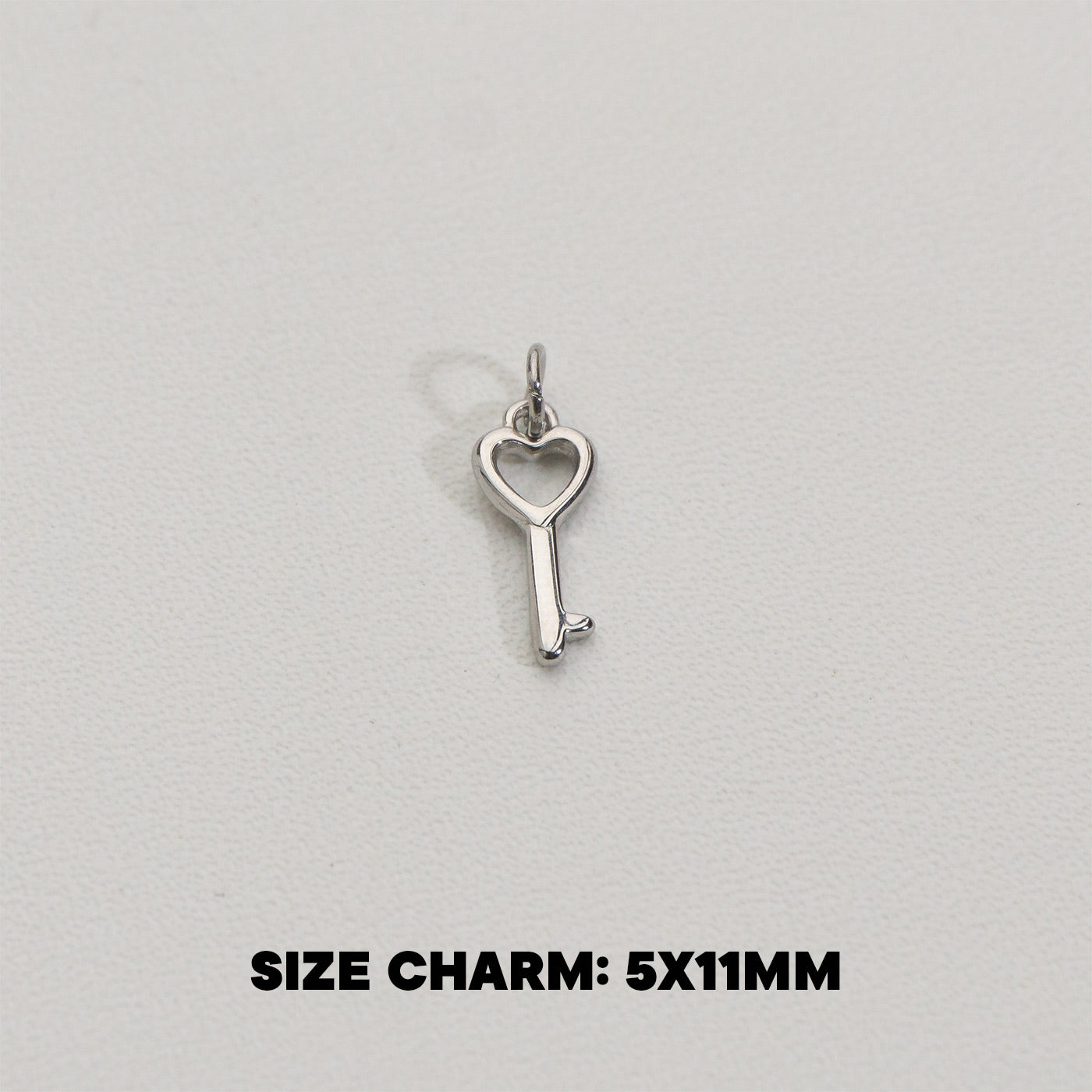 Mini Plain Key Charms Stainless Steel PVD Gold Plated Liontin Kunci Hypoallergenic