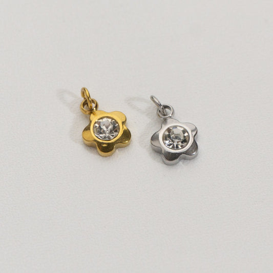 Mini Sparkling Flower Charms Stainless Steel PVD Gold Plated Liontin Bunga Kecil Hypoallergenic