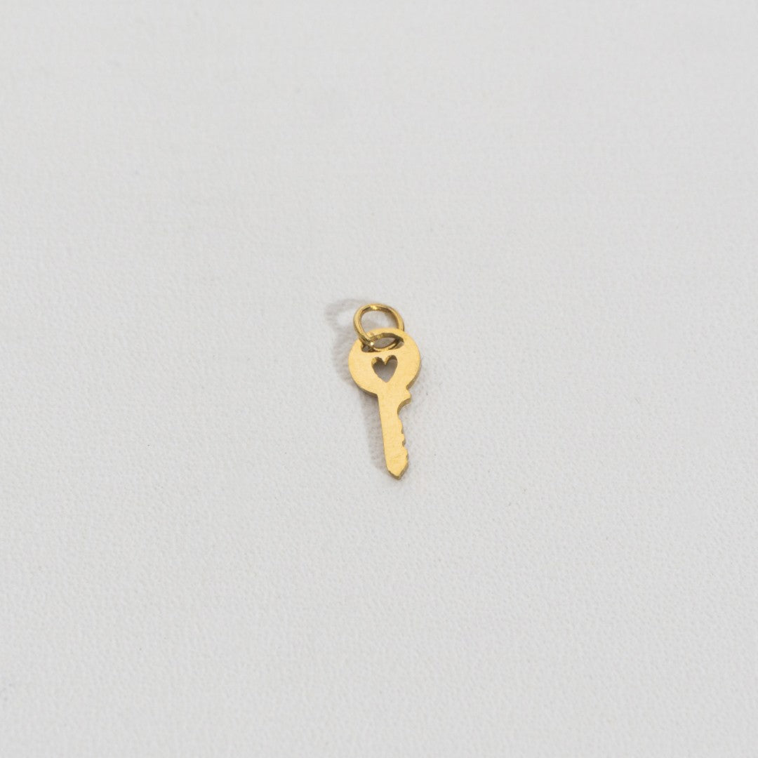 Mini Plain Key Charm Stainless Steel PVD Gold Plated Liontin Kunci Polos Hypoallergenic