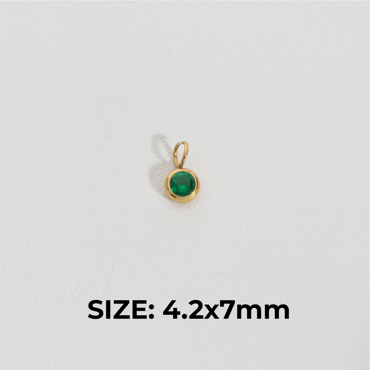 Tiny Green Solitaire Round Charm Stainless Steel PVD Gold Plated Liontin Bulat Hijau Hypoallergenic
