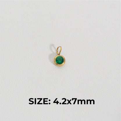 Tiny Green Solitaire Round Charm Stainless Steel PVD Gold Plated Liontin Bulat Hijau Hypoallergenic