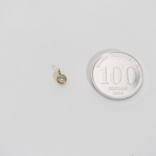 Tiny Sparkling Round Charm Stainless Steel PVD Gold Plated Liontin Bulat Hypoallergenic