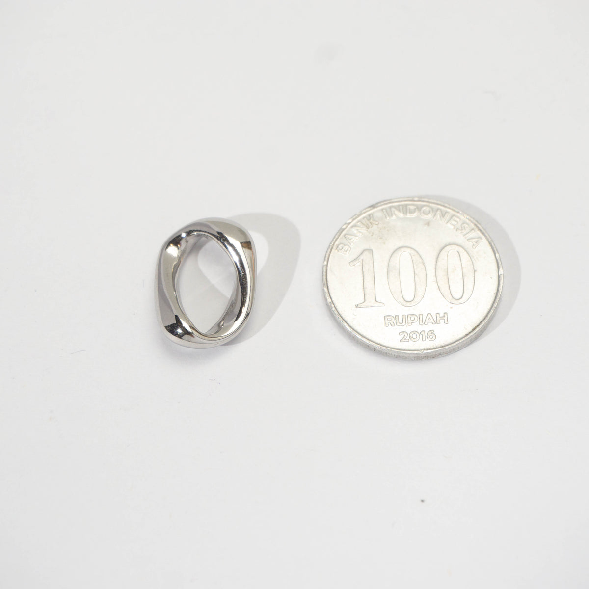 (19mm) Molten Wavy Oval Bead Spacer Stainless Steel PVD Gold Plated Liontin Spacer Hypoallergenic